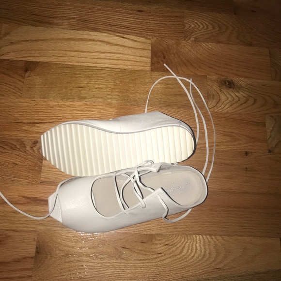 Never worn free people slide ons - Picture 5 of 5